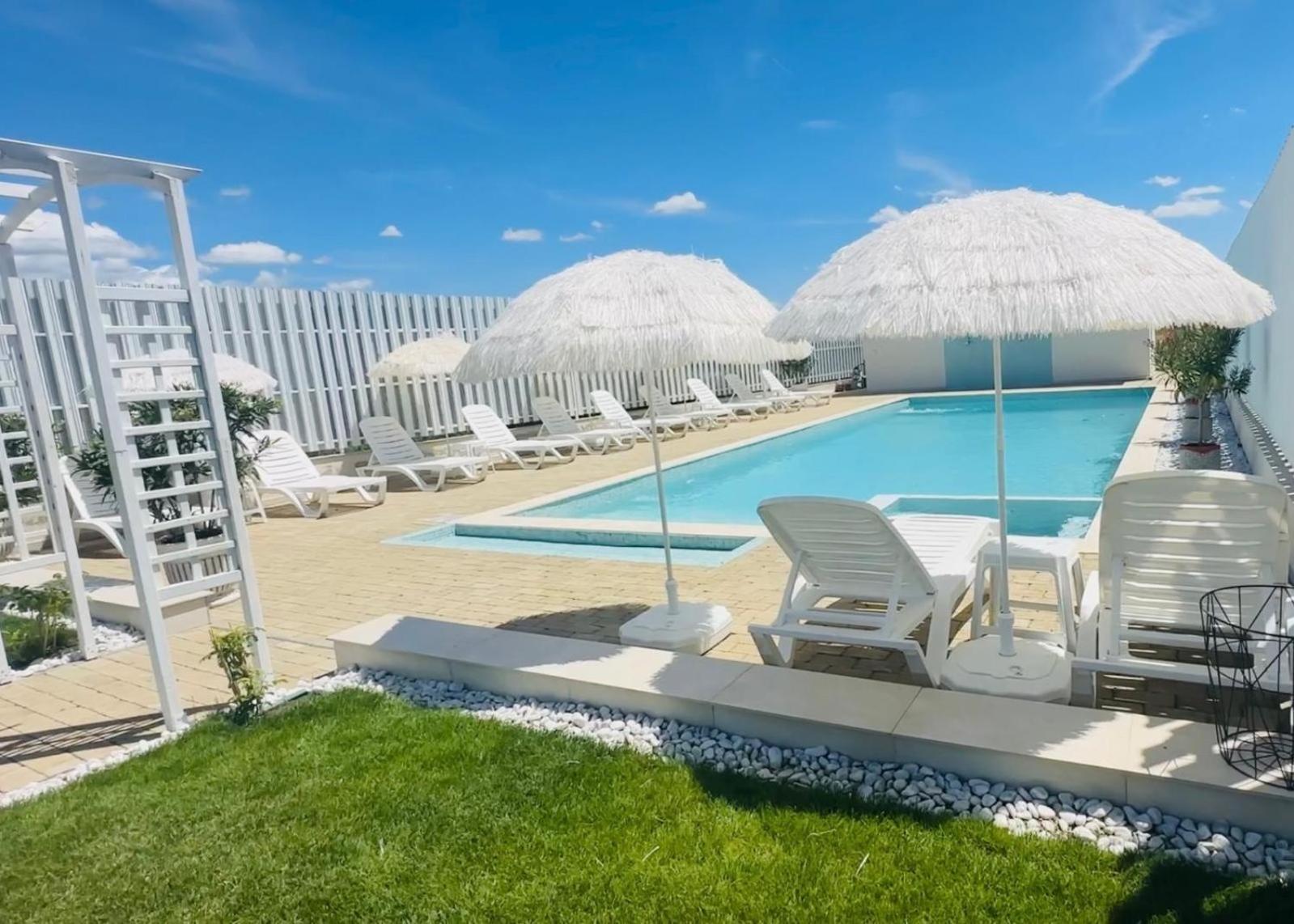 Alma Rezidence Bed and Breakfast Turda Exteriör bild